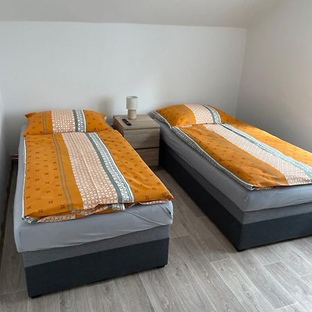Apartmany Ferie ジェチーン エクステリア 写真