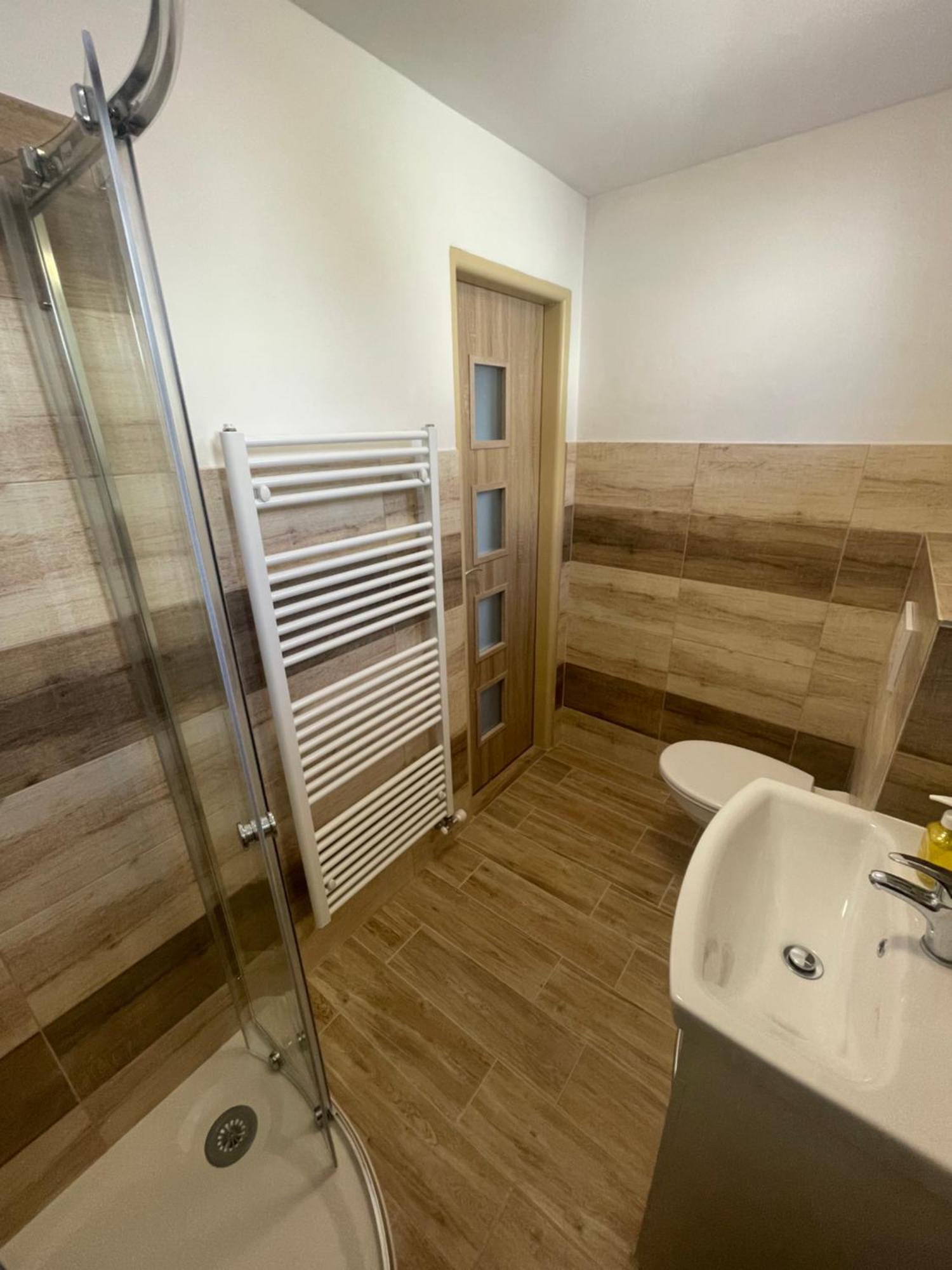 Apartmany Ferie ジェチーン エクステリア 写真