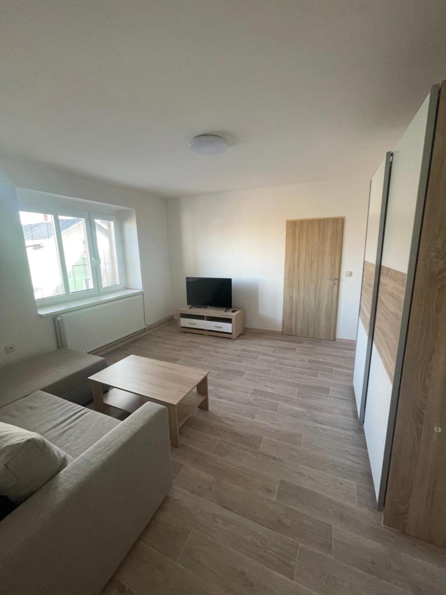 Apartmany Ferie ジェチーン エクステリア 写真