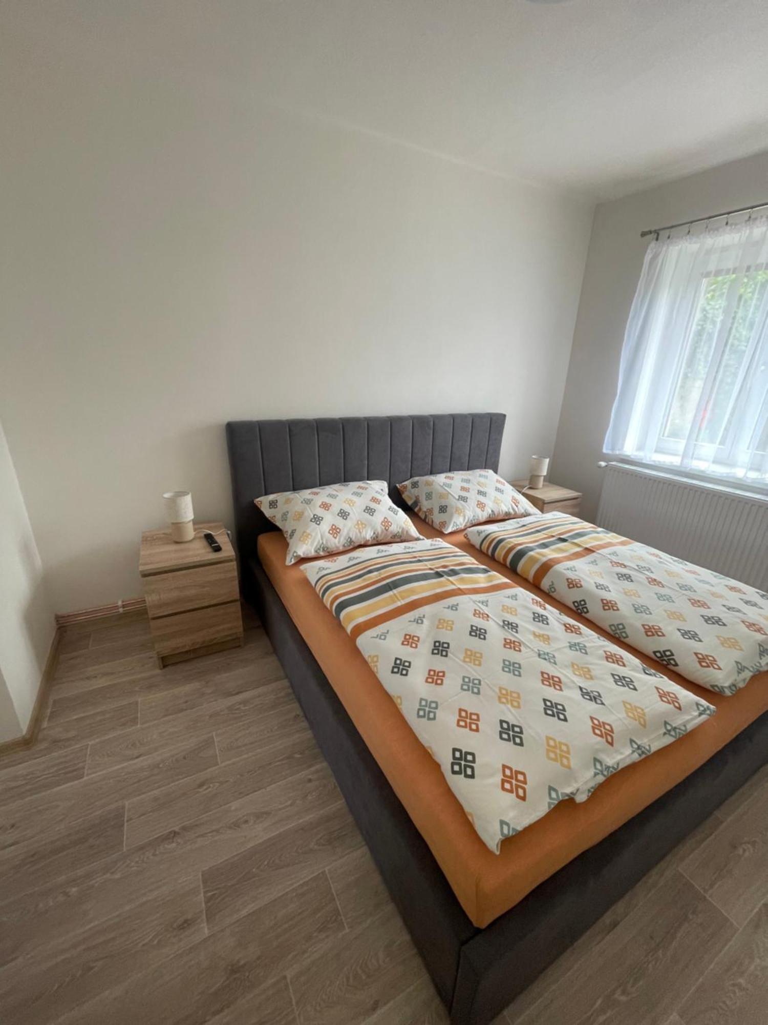 Apartmany Ferie ジェチーン エクステリア 写真