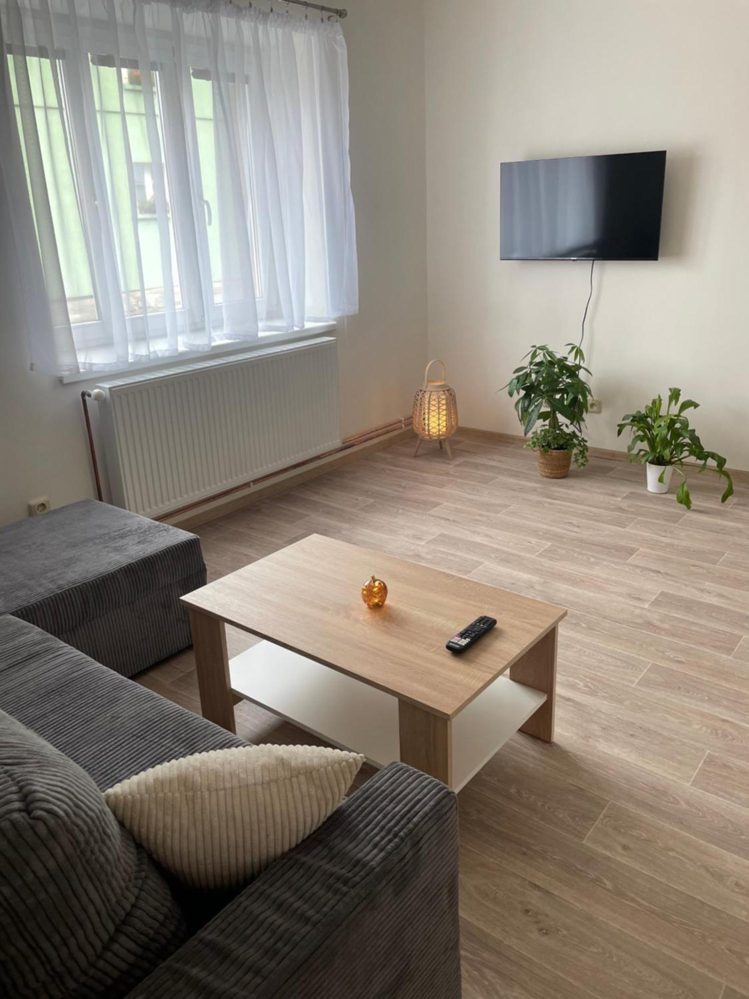Apartmany Ferie ジェチーン エクステリア 写真