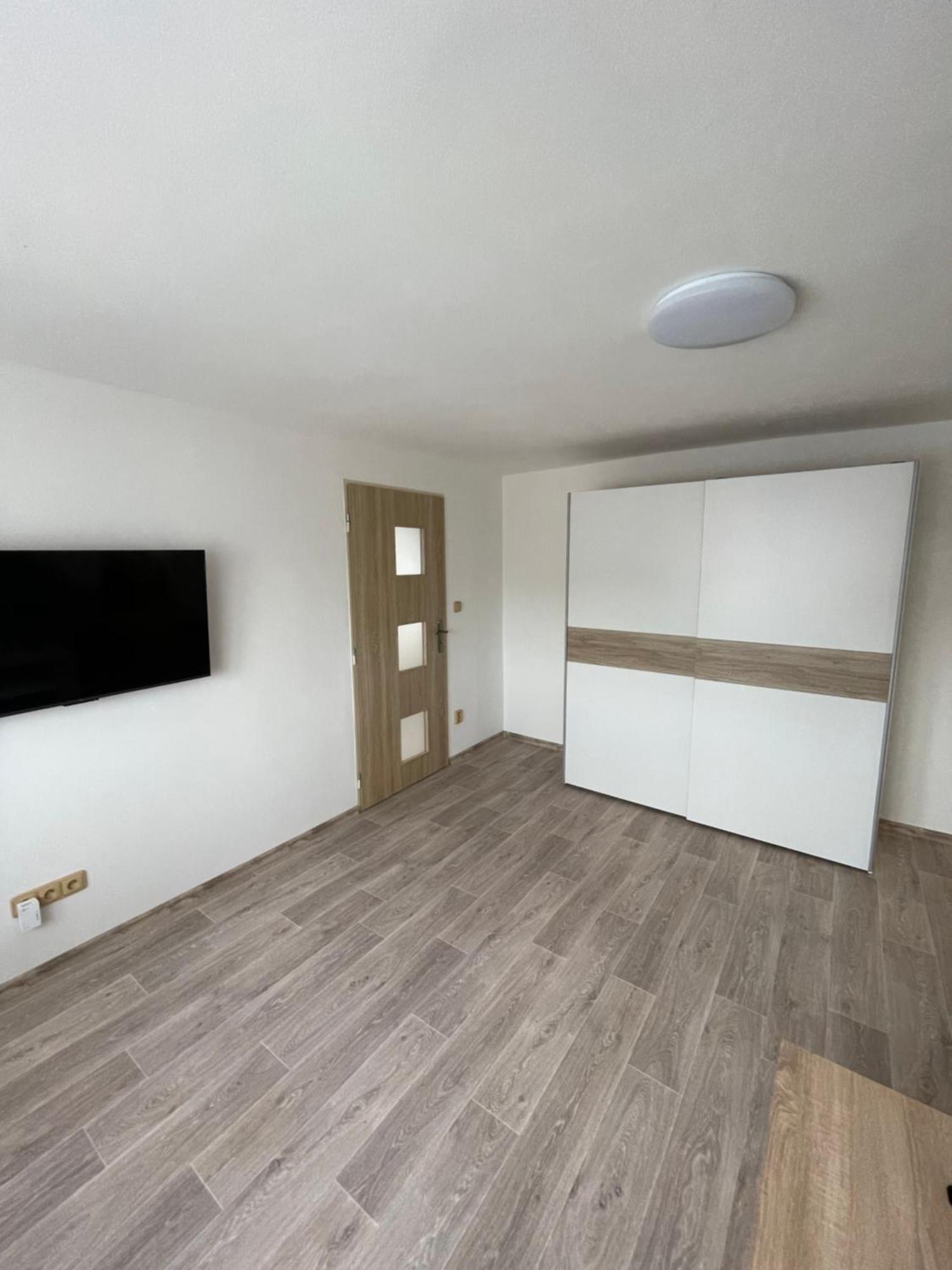 Apartmany Ferie ジェチーン エクステリア 写真