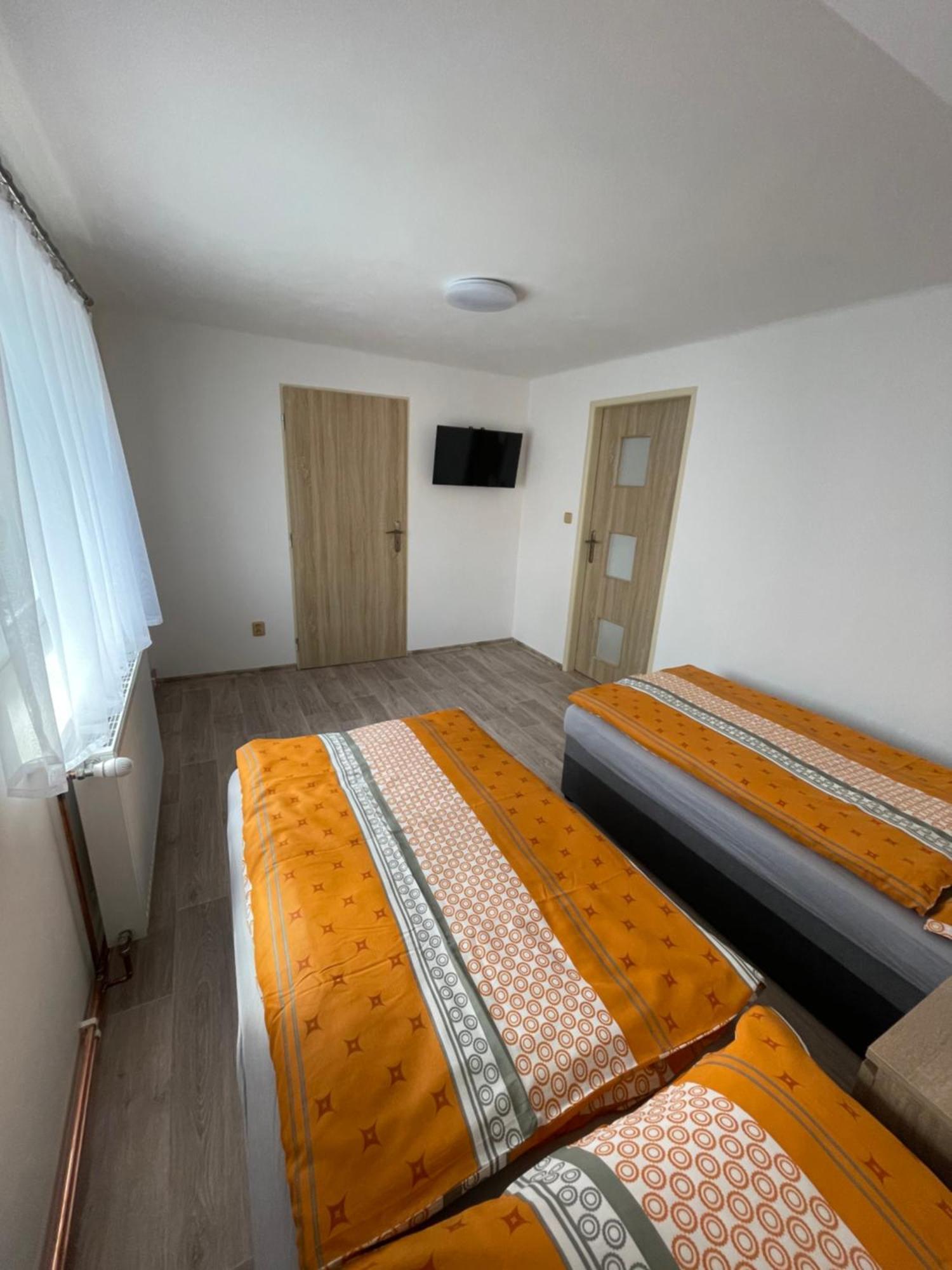 Apartmany Ferie ジェチーン エクステリア 写真